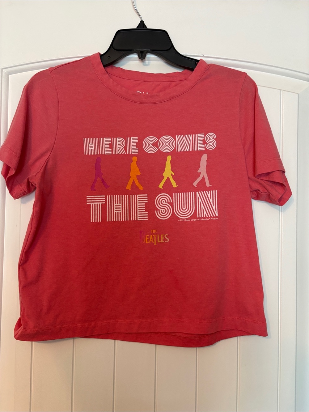 Beatles Chaser brand   'Here Comes The Sun' Graphic Tee